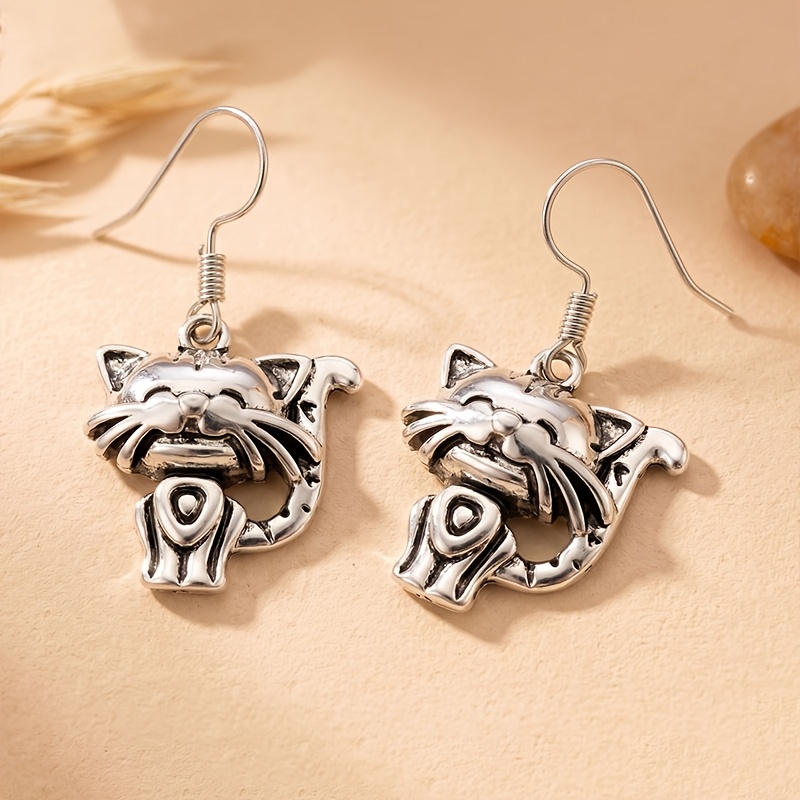 Women's Copper Retro Cat Earrings, Anti-Allergy & Fun